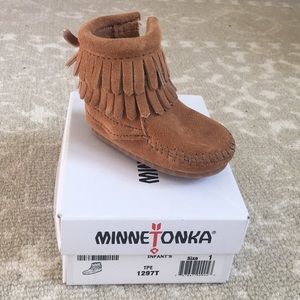 Minnetonka infant booties